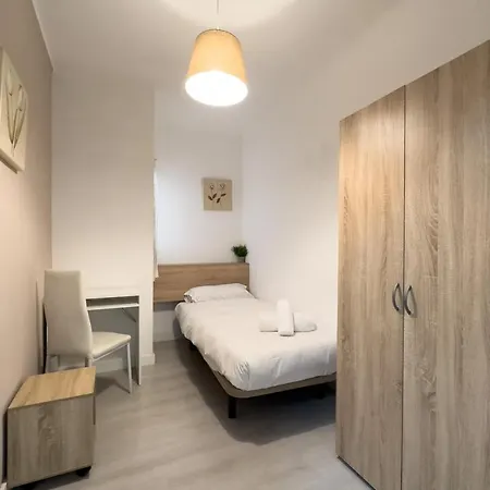 Bed&bcn Forum Apartment *